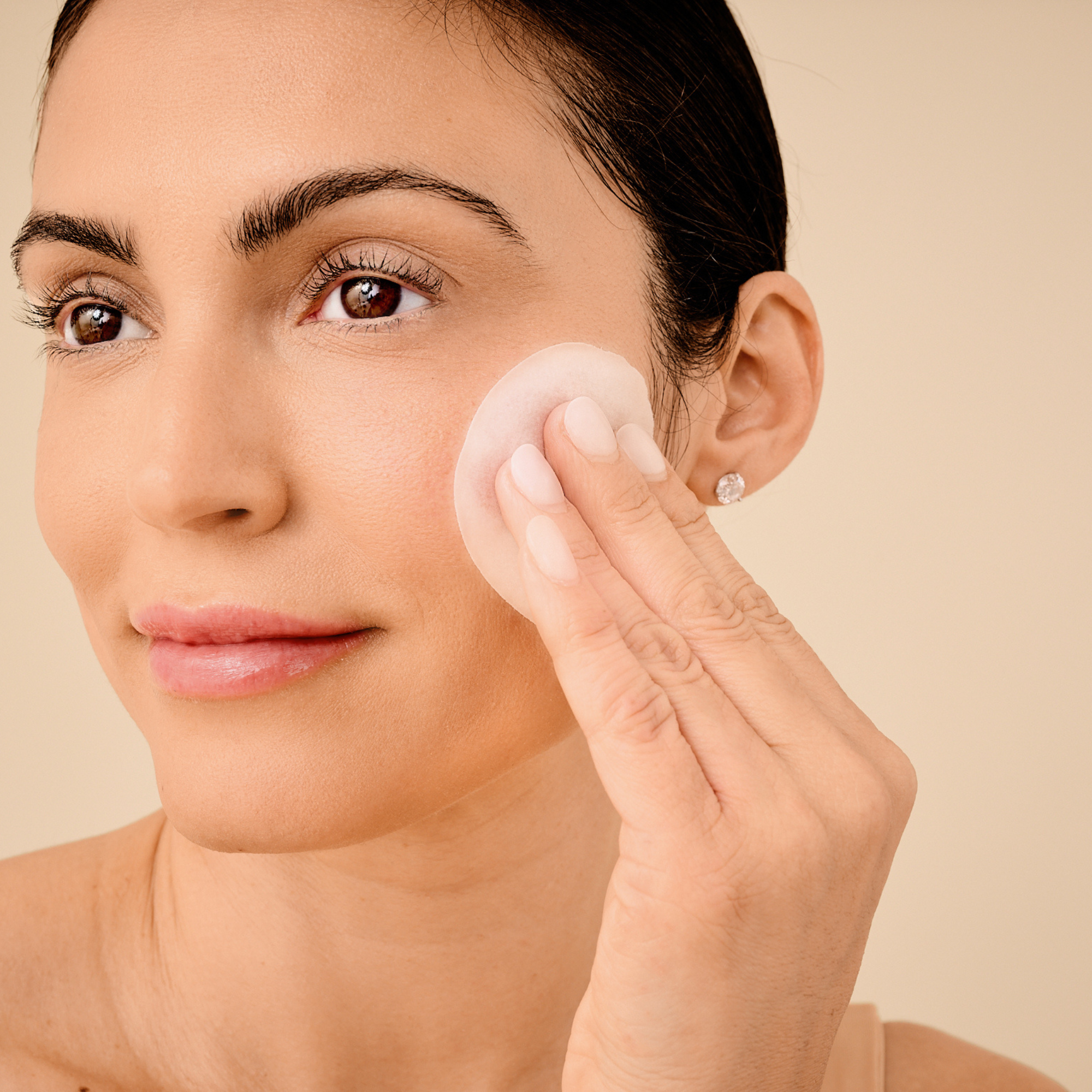 BEAUTY WATER Makeup Removing Cleanser