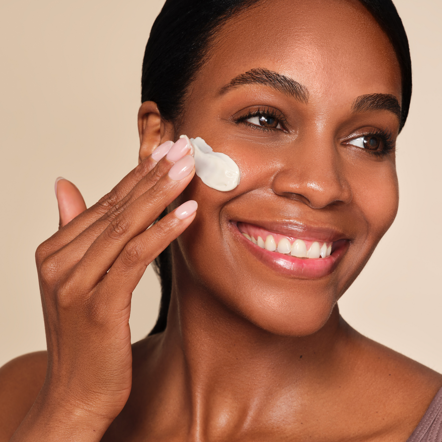 RADIANT Resurfacing & Firming Clay Mask