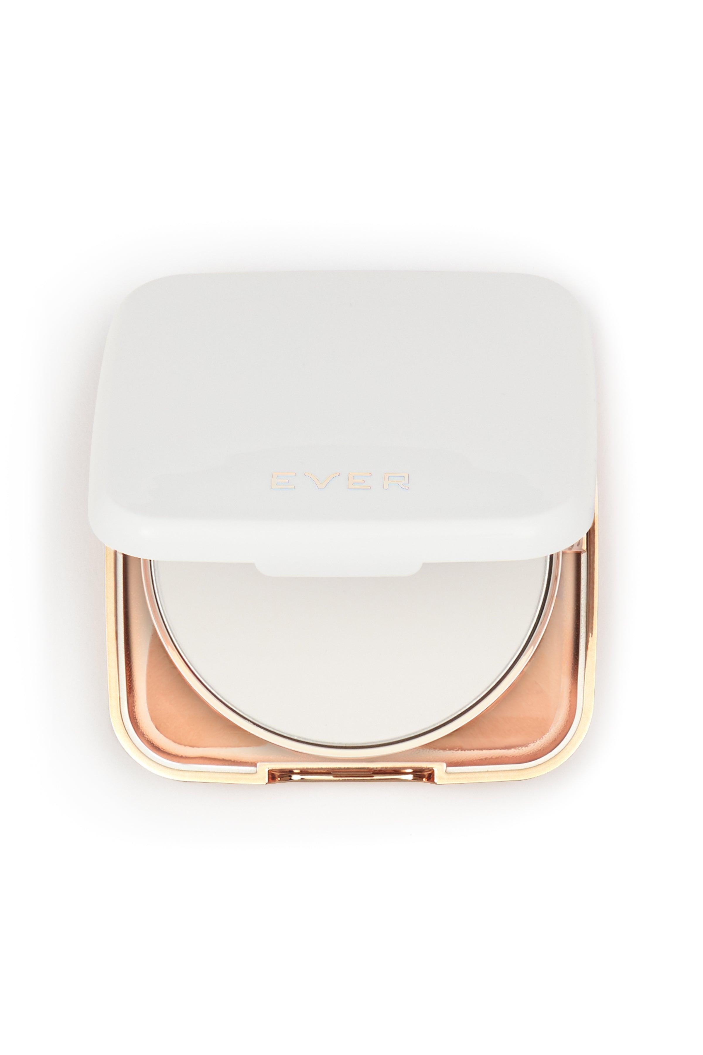 BLUR Perfecting Face Powder - EVER